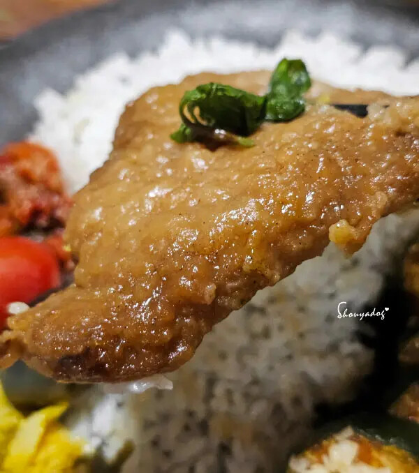 【團購優惠】三聲買 輕鬆上菜餐桌料理 一口蒜味米香腸 辣個雞 【團購優惠】三聲買 輕鬆上菜餐桌料理 一口蒜味米香腸 辣個雞