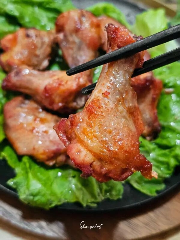 【團購優惠】三聲買 輕鬆上菜餐桌料理 一口蒜味米香腸 辣個雞 【團購優惠】三聲買 輕鬆上菜餐桌料理 一口蒜味米香腸 辣個雞