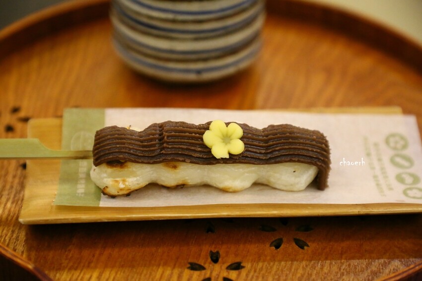 高雄-豆荳伊の菓_烤醬糰子~台塑王氏昆仲公園門市 高雄-豆荳伊の菓_烤醬糰子~台塑王氏昆仲公園門市