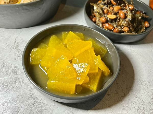 *(士林美食)JOHN的料理~台式小吃滷肉飯、白胖胖刈包、老 *(士林美食)JOHN的料理~台式小吃滷肉飯、白胖胖刈包、老