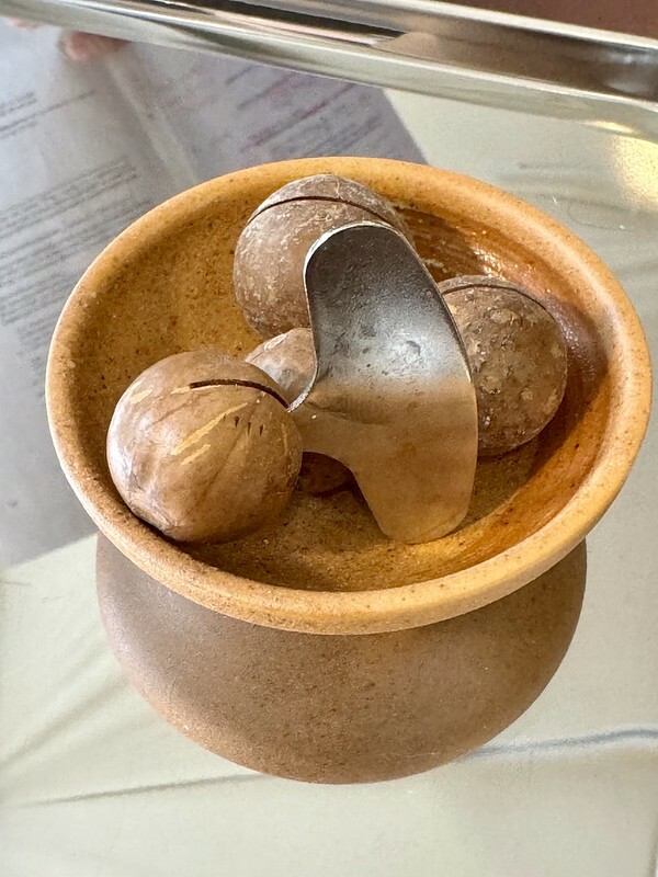 【台灣，桃園市，中壢區】秋甜kakigori ，新開幕好拍文青小店；日式刨冰、生吐司美味又好拍。（中壢冰店/中