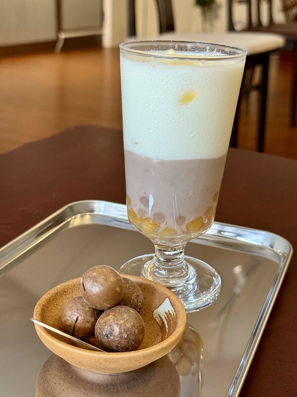 【台灣，桃園市，中壢區】秋甜kakigori ，新開幕好拍文青小店；日式刨冰、生吐司美味又好拍。（中壢冰店/中