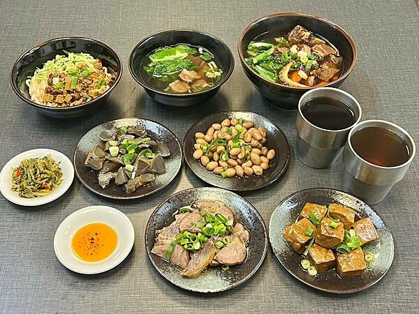 ＋（三芝美食）十間店～網購人氣滷味開實體店！5心級製作好滋味