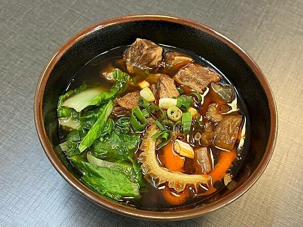 ＋（三芝美食）十間店～網購人氣滷味開實體店！5心級製作好滋味