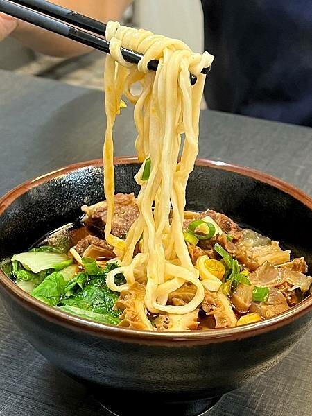 ＋（三芝美食）十間店～網購人氣滷味開實體店！5心級製作好滋味