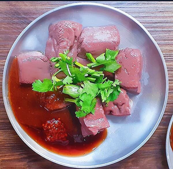 [台北小吃]士林芝山站「方媽媽小吃店」市場內的傳統乾淨又高c