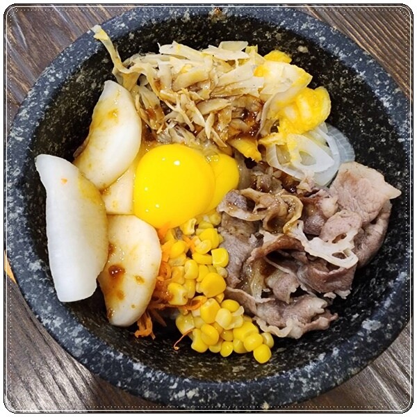 台中市沙鹿區【台中沙鹿】韓義小廚(靜宜店)☆靜宜大學商圈CP值超高的平價美食推薦☆韓式料理x義式料理x內用自助吧