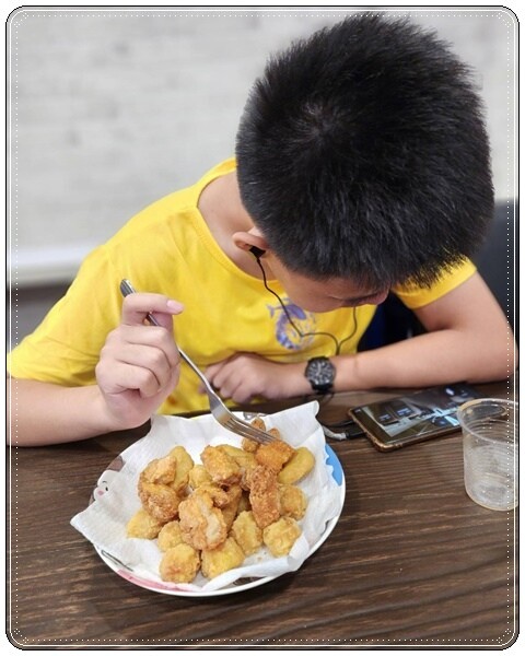 台中市沙鹿區【台中沙鹿】韓義小廚(靜宜店)☆靜宜大學商圈CP值超高的平價美食推薦☆韓式料理x義式料理x內用自助吧