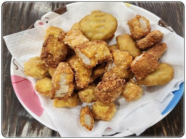 台中市沙鹿區【台中沙鹿】韓義小廚(靜宜店)☆靜宜大學商圈CP值超高的平價美食推薦☆韓式料理x義式料理x內用自助吧