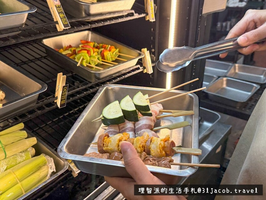 【合作邀約】台中美食開箱 串串燒烤 I 鄰近台中一中商圈鬧區的燒烤熱炒Combo - 理智派的生活手札