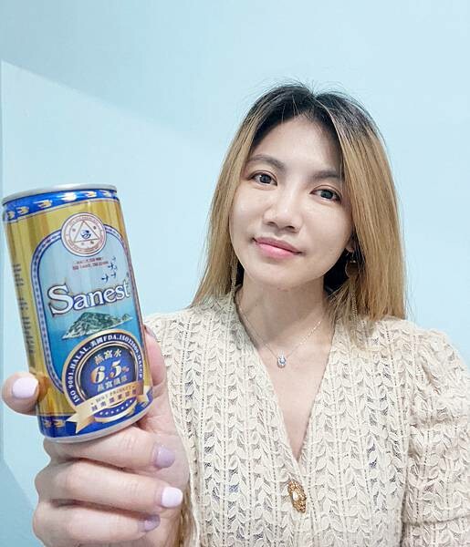 【保養推薦】老饕嚴選，小資族的保養聖品，高CP值金絲燕窩水！