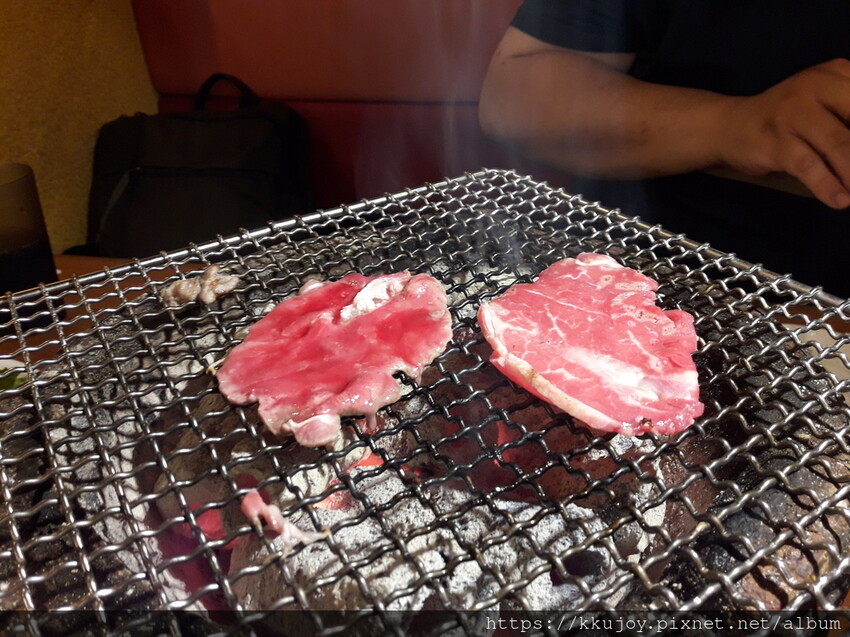 馬太郎燒肉中山店|豪華極上908套餐|品嘗22種高檔肉品|西班牙伊比利黑豬|翼板雪花牛|霜降豬頸肉|粉絲專頁按