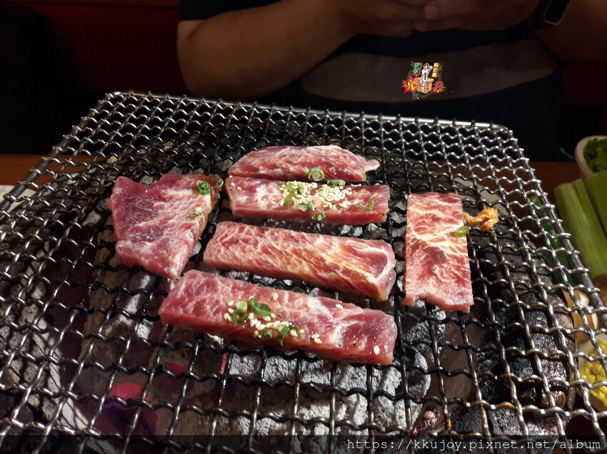 馬太郎燒肉中山店|豪華極上908套餐|品嘗22種高檔肉品|西班牙伊比利黑豬|翼板雪花牛|霜降豬頸肉|粉絲專頁按