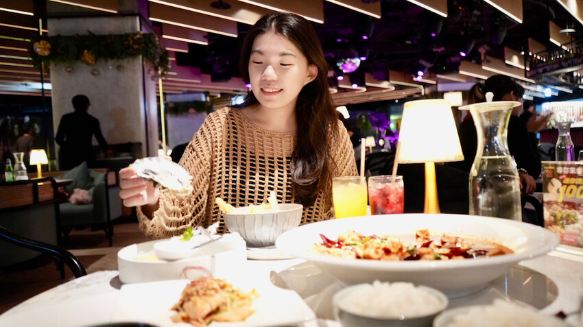 台北市信義區[台北] OXI Oyster & Wine｜信義區Live House推薦！閨密聚會超Chill餐廳首選