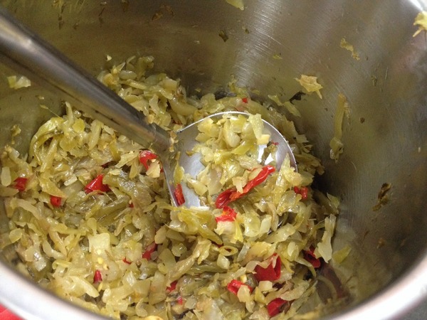 大牛牛肉麵：<小吃>大牛牛肉麵-紅燒湯頭大碗滿意~撐破肚皮也要吃