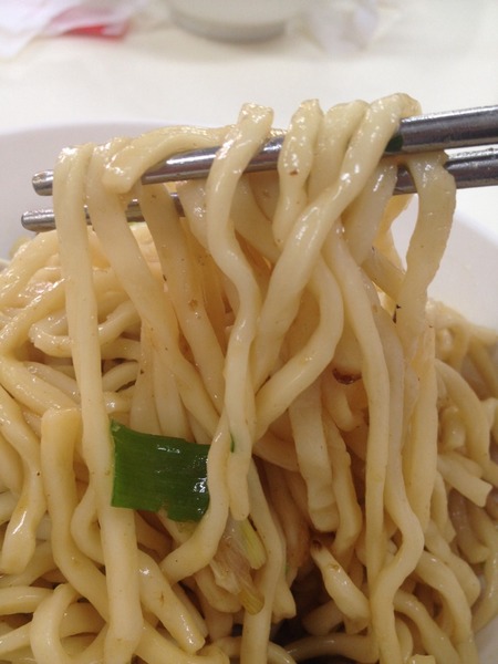 大牛牛肉麵：<小吃>大牛牛肉麵-紅燒湯頭大碗滿意~撐破肚皮也要吃