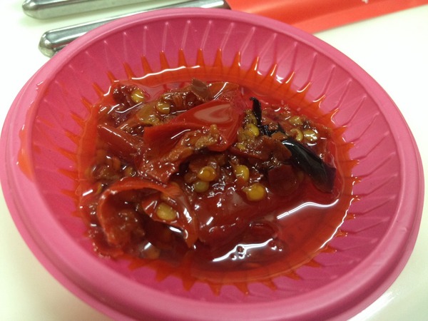 大牛牛肉麵：<小吃>大牛牛肉麵-紅燒湯頭大碗滿意~撐破肚皮也要吃