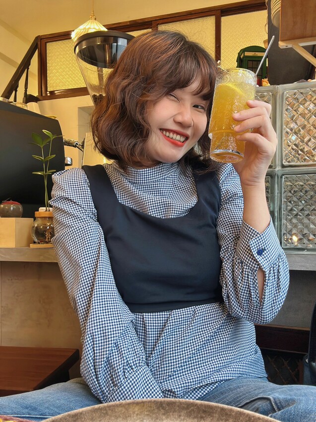 [台南中西區] 木梯喫茶店｜昭和風老宅咖啡廳｜必點法式甜薄餅、私房甜點｜台南超隱密老宅咖啡廳｜一週營業4天｜內附完整菜單 - 萍姐愛分享