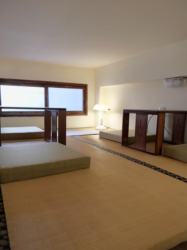 [台南中西區] 木梯喫茶店｜昭和風老宅咖啡廳｜必點法式甜薄餅、私房甜點｜台南超隱密老宅咖啡廳｜一週營業4天｜內附完整菜單 - 萍姐愛分享