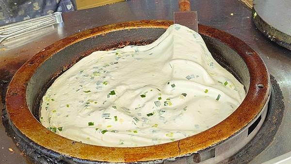 馬祖蔥油餅｜超香超酥超脆１份加蛋蔥油餅只要３５元