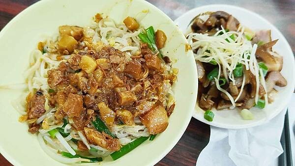 馬祖蔥油餅｜超香超酥超脆１份加蛋蔥油餅只要３５元