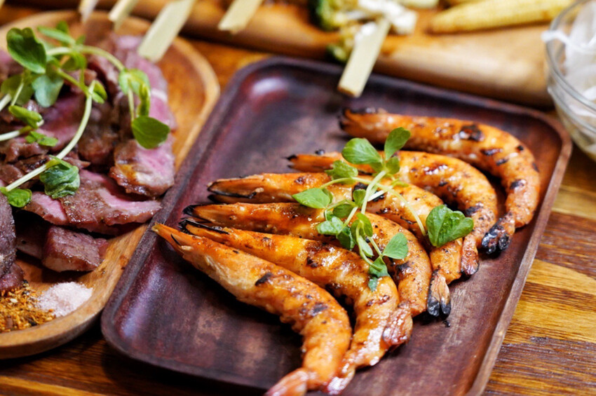 微醺串燒站｜隱藏巷弄平價居酒屋！炭火串燒25元起．基隆美食推薦 @艾瑪  吃喝玩樂札記