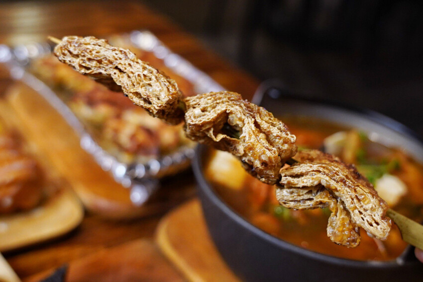 微醺串燒站｜隱藏巷弄平價居酒屋！炭火串燒25元起．基隆美食推薦 @艾瑪  吃喝玩樂札記