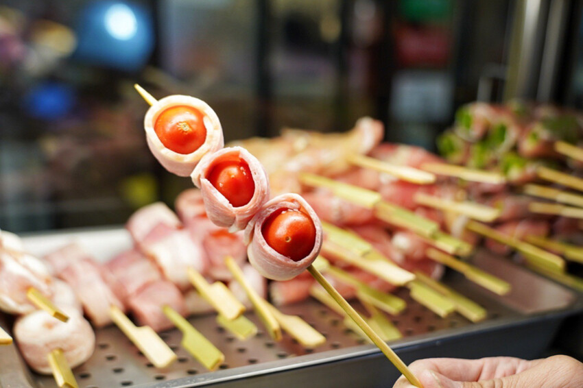 微醺串燒站｜隱藏巷弄平價居酒屋！炭火串燒25元起．基隆美食推薦 @艾瑪  吃喝玩樂札記