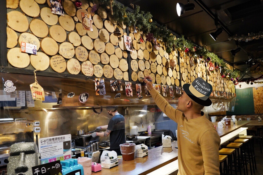 微醺串燒站｜隱藏巷弄平價居酒屋！炭火串燒25元起．基隆美食推薦 @艾瑪  吃喝玩樂札記