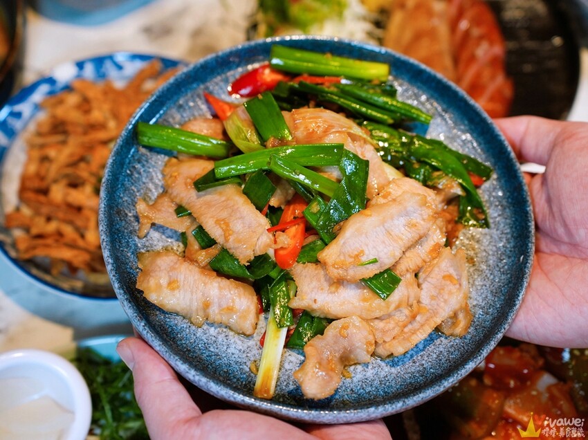 【咱們小聚食堂】懷舊復古的台式餐酒館～下飯又好吃的經典台式料理餐廳！