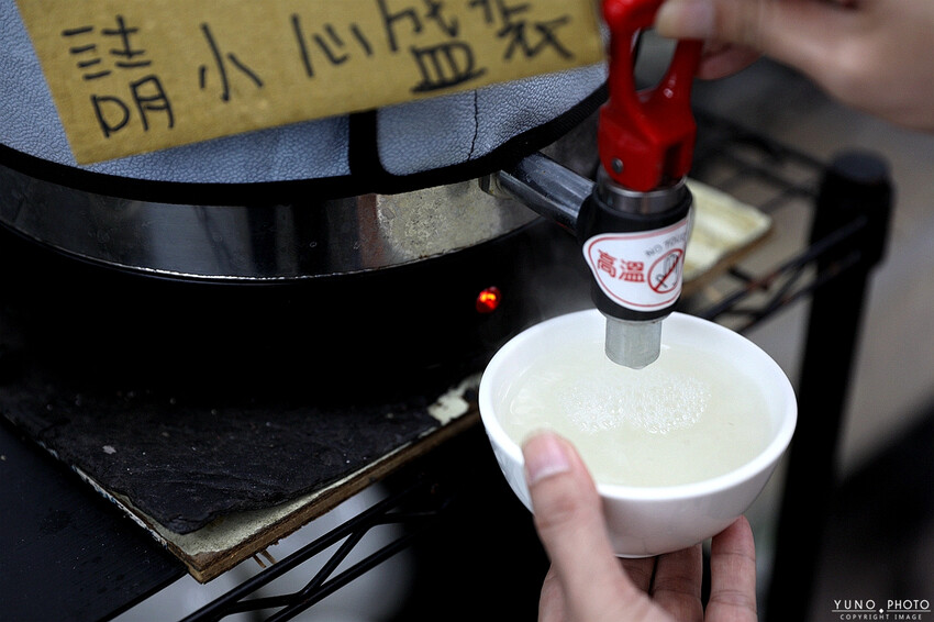 任選6樣只要百元 天天吃也不傷荷包的銅板價滷味!店內還有免費雞白湯讓你喝到飽 隱身巷弄的高CP值小吃|貳