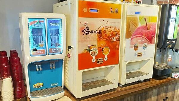 川巴子火鍋樓｜行天宮捷運站附近，帶有迷人特色的麻辣鍋吃到飽