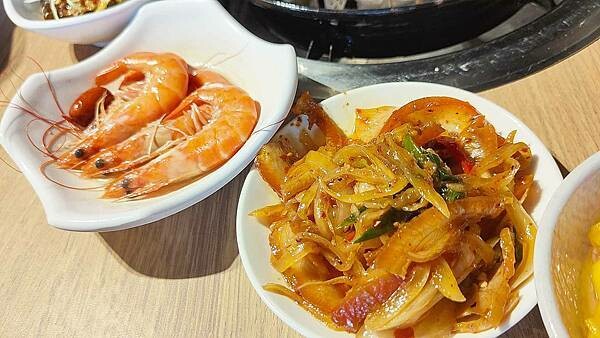 川巴子火鍋樓｜行天宮捷運站附近，帶有迷人特色的麻辣鍋吃到飽