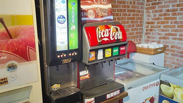 川巴子火鍋樓｜行天宮捷運站附近，帶有迷人特色的麻辣鍋吃到飽