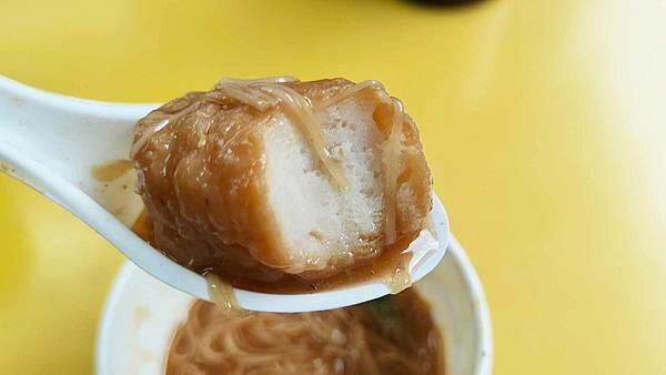 後車站六洲麵線｜台北後火車站商圈裡爆人氣的路邊攤麵線店