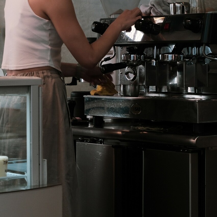 【台南 中西】隱身巷弄的1+咖啡1pluscoffee 不只是一家咖啡館