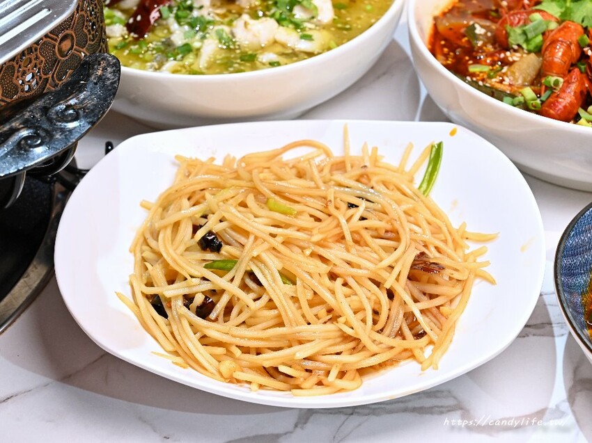 川渝香川菜料理|正宗重慶川菜,香辣烤魚、重慶香辣串串,還吃得到新鮮牛蛙料理