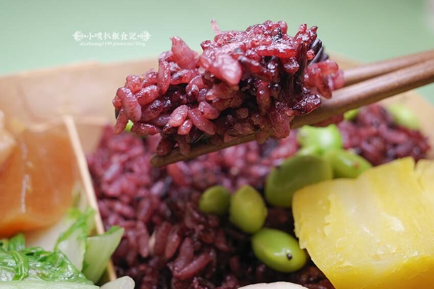 【永和美食】『筷樂食刻。健康餐廚 永和永貞門市』堅持食材原味，健康營養均衡/少油、低鹽、輕卡、無負擔/