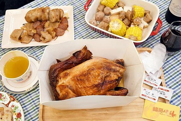最需要天時地利人和的烤雞，在地人最不希望被分享出來的烤雞，一周只賣四天～一天還只有30隻雞的【鐳哥烤雞