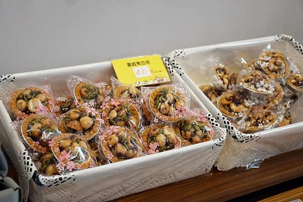 高雄伴手禮推薦【甜子烘焙】上過電視的人氣美食，銅板價格讓人吃到小時候宛如銅鑼燒蛋糕的風味！