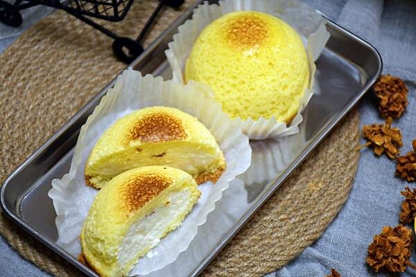 高雄伴手禮推薦【甜子烘焙】上過電視的人氣美食，銅板價格讓人吃到小時候宛如銅鑼燒蛋糕的風味！