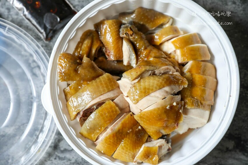 不用上山囉！陽明山超紅青菜園兒子在三重開了雞肉店，太晚去賣光光！