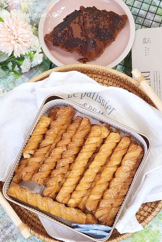 超人氣圓可頌在新光三越快閃登場啦!除了有全新產品千層捲捲酥,還有其他分店買不到的隱藏版可頌哦~