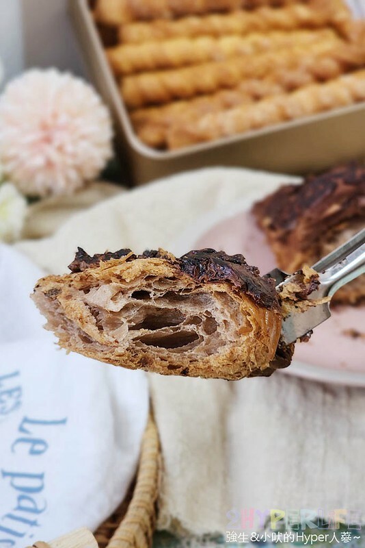 超人氣圓可頌在新光三越快閃登場啦!除了有全新產品千層捲捲酥,還有其他分店買不到的隱藏版可頌哦~