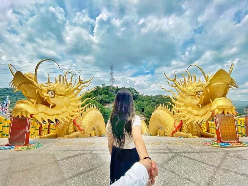 南投縣中寮鄉泡麵土地公｜南投中寮石龍宮｜用泡麵拜拜？還有免費泡麵可以吃！業績冒泡必朝聖的土地公廟