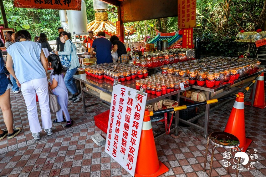 24小時開放,免費吃泡麵的泡麵土地公!最高紀錄一天被吃掉3.6萬
