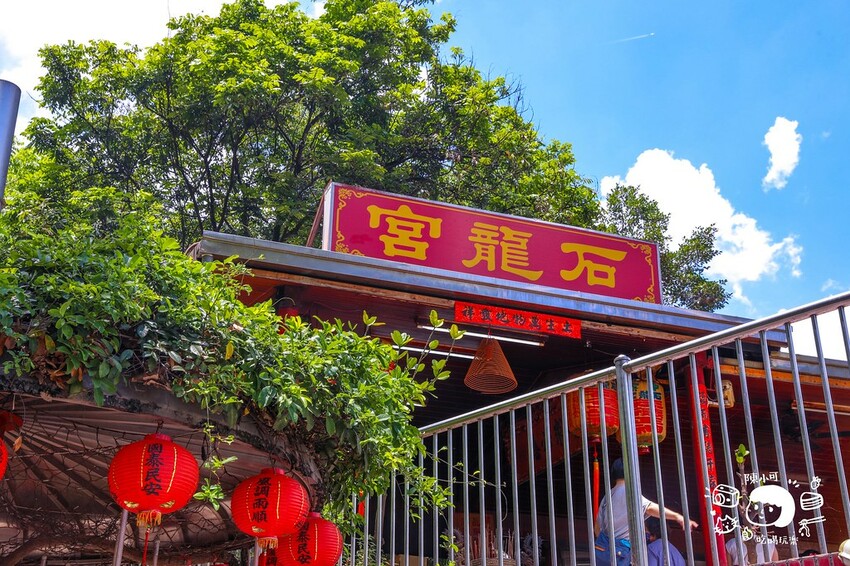 24小時開放,免費吃泡麵的泡麵土地公!最高紀錄一天被吃掉3.6萬