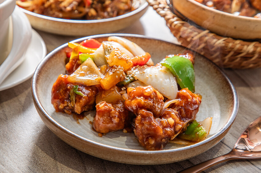 新北市中和區粵焱港式料理|不用花大錢就能吃到港式大菜!藏身夜市內低調港式料理神店