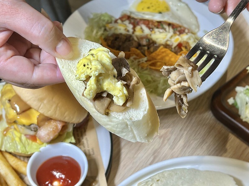 +（蘆洲美食）小食聊聊Brunch～大份量早午餐、沖繩塔可飯