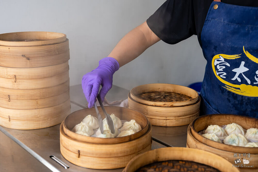 太平早餐推薦!宮太鮮小籠湯包純手工現包現蒸、皮薄餡美、美味實在